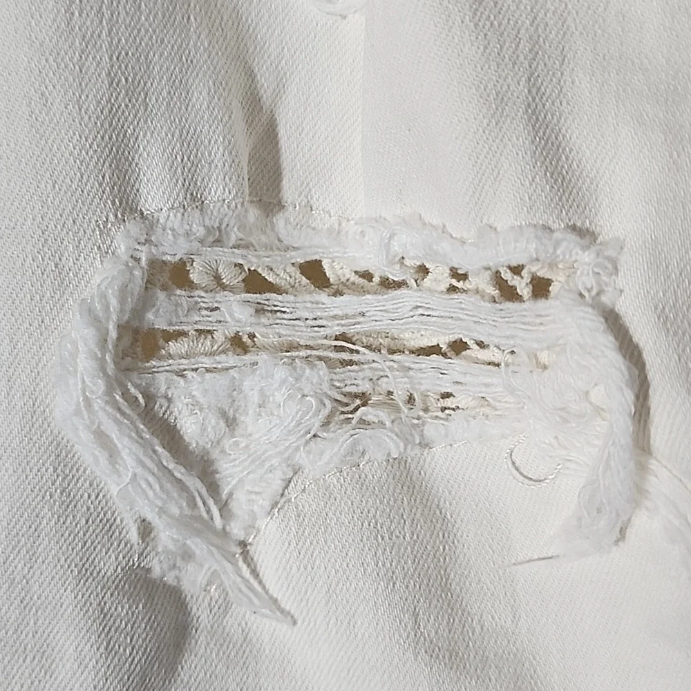 Free People Size Womens Sz 30 Knees Skinny White Jeans 61855-16515125 DISTRESSED
